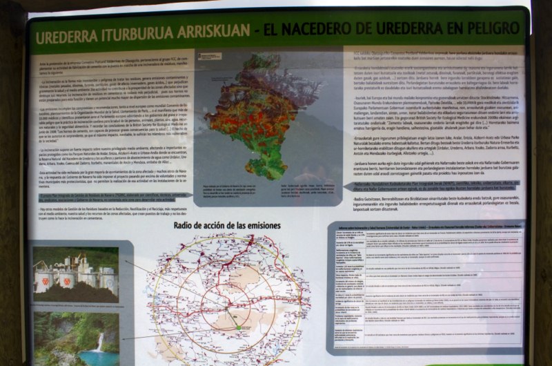 Eugui, Navarra | Vista parcial de Eugui desde la presa del p